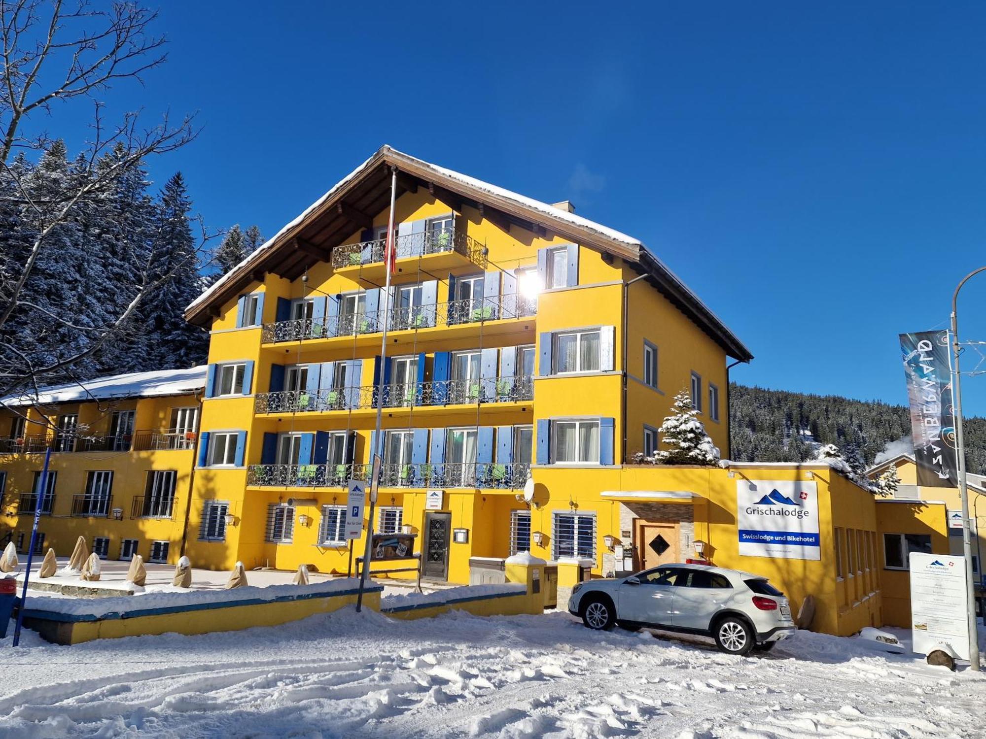 Grischalodge Das Hotel Mit Bergblick Seit 1929 - Schlicht, Preiswert Und Mit Einem Touch Nostalgie باربان المظهر الخارجي الصورة